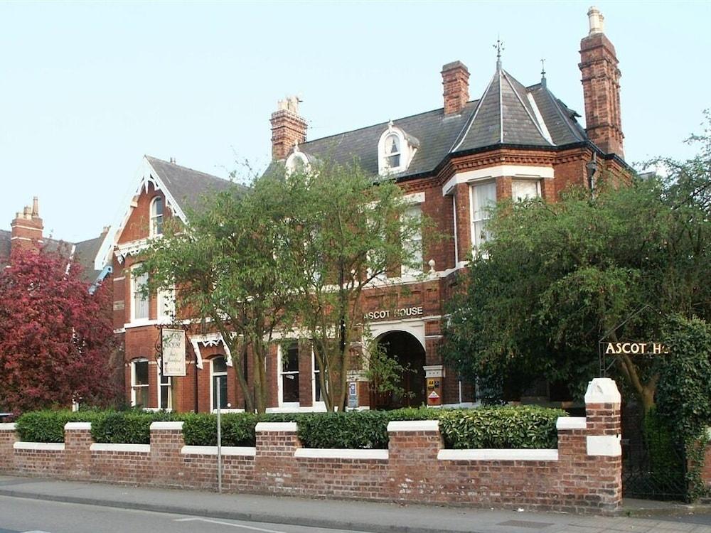 מלון יורק Ascot House מראה חיצוני תמונה